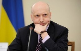 Александр Турчинов: "Постоянно появляются желающие примерить на себя китель диктатора"