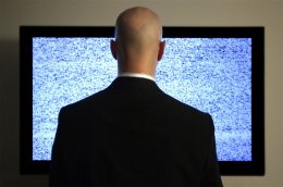 Российские телеканалы используют "25-й кадр" для зомбирования зрителей