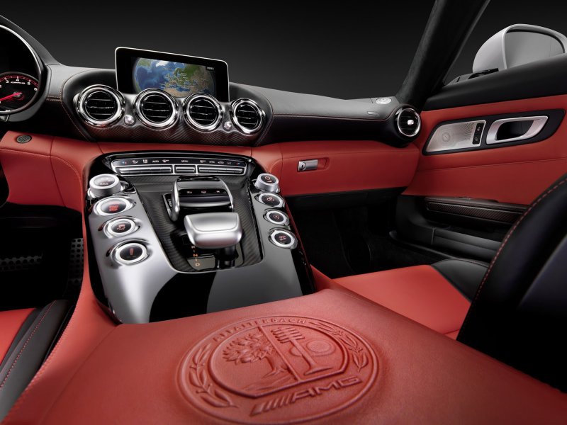 Mercedes-Benz выпустил первый видео-тизер долгожданного AMG GT (ФОТО+ВИДЕО)