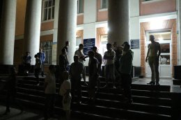 В Николаеве на избирательном участке произошла потасовка. Выборы-2014 (ФОТО+ВИДЕО)