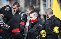 В Житомире активистов "Правого сектора" взяли в заложники