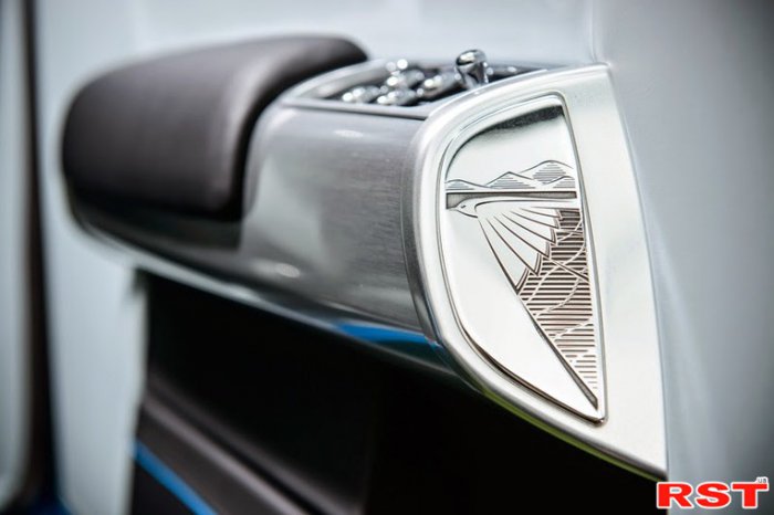 Дебют автомобиля Rolls-Royce Phantom Drophead Coupe (ФОТО)