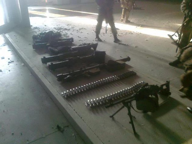 Боевики в донецком аэропорту были вооружены современным российским оружием (ФОТО)