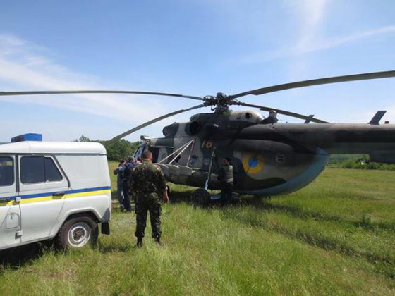 В районе Славянска боевики сбили вертолет (ВИДЕО)