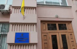 Пожарники пытаются потушить электроподстанцию в Минюсте