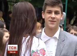 Сын-выпускник Олега Тягнибока собирается пойти по стопам отца (ВИДЕО)