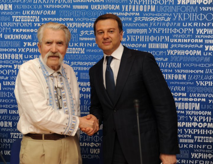 Тимофей Нагорный и выдающиеся украинцы приняли резолюцию о развитии нации (ВИДЕО)