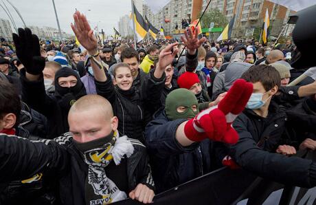 В Украине фашизм? А что же тогда в России? (ФОТО)