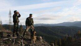 Луганские пограничники героически защищали свою часть