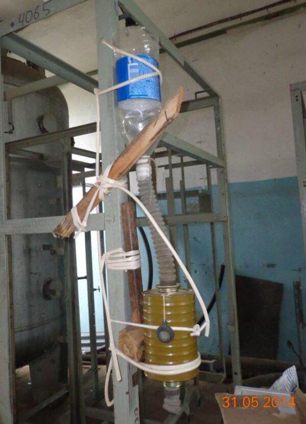 Активисты в трудных условиях обеспечили подачу воды украинским бойцам (ФОТО)