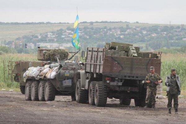 Силы АТО обустроили свои блокпосты и контролируют подъезды к городу (ФОТО)