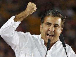 Саакашвили сравнил Путина с бульдогом и предложил дать ему по зубам