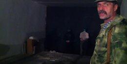 Боевики защищаются от авиаударов живым щитом из пленных