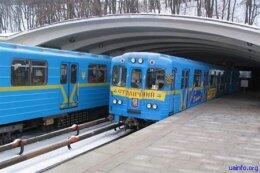 Пророссийскому пассажиру скандировали "Слава Украине!" в харьковском метро (ВИДЕО)