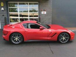 Уникальный суперкар Ferrari SP America (ФОТО)