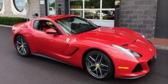 Уникальный суперкар Ferrari SP America (ФОТО)