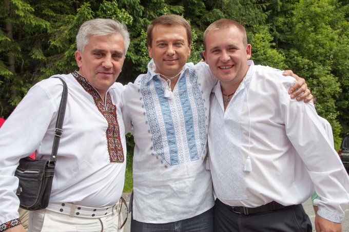 Тимофей Нагорный провел акцию "Плечом к Плечу" (ФОТО) Тимофей Нагорный провел акцию "Плечом к Плечу" (ФОТО)