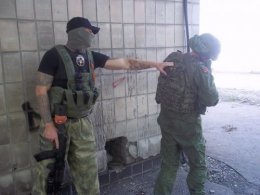 Луганские боевики взяли в плен пятерых милиционеров
