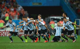 Аргентина выходит в финал. Голландия - Аргентина - 0:0 (2:4 по пен.). ЧМ-2014 (ВИДЕО)