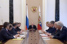 Путин провел совещание Совбеза по ситуации в Украине