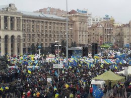 Завтра на Майдане снова состоится народное Вече