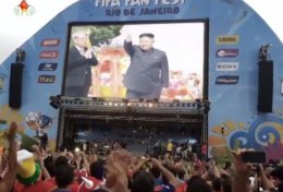 В КНДР отмечают победу страны на ЧМ (ВИДЕО)