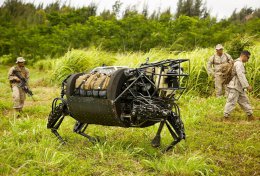 Робот-мул способен без зарядки пронести на себе 180 кг груза на расстояние 20 км (ВИДЕО)
