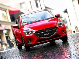 Mazda представила компактный хэтчбек нового поколения (ФОТО)