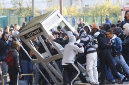 В Париже антиизраильская демонстрация переросла в волну беспорядков