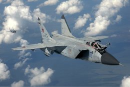 РФ начинает испытания высокоточного оружия над Черным морем