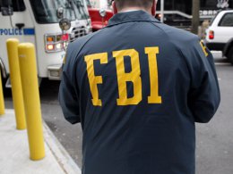 ФБР подталкивало людей к совершению террористических акций, - Human Rights Watch