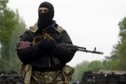 В Луганской области замечена колонна военной техники, которая въехала со стороны РФ