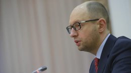 Работа Яценюка вызывает много вопросов, - эксперт
