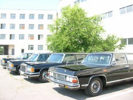 Автомобили, на которых ездили высокие чиновники, передадут военным