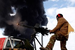 В Ливии ракета попала в резервуар с 6 млн литров нефтепродуктов