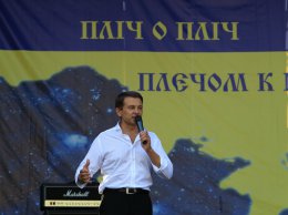 Тимофей Нагорный подставил свое плечо шахтерам на Майдане (ВИДЕО)