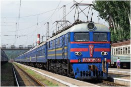На Донбасс не ходят поезда  из-за поврежденной инфраструктуры