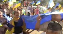 В Краматорске прошло проукраинское шествие (ВИДЕО)