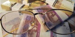 Более половины украинцев зарабатывают менее 2 тысяч гривен
