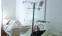 Медики в Днепропетровске забыли про отдых из-за огромного количества раненых