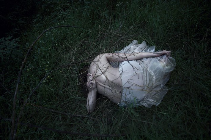 Девушка воплотила в жизнь свои детские фантазии с помощью фотографий (ФОТО)