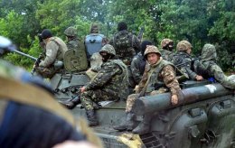 За последние сутки в зоне АТО погибли 13 украинских военных