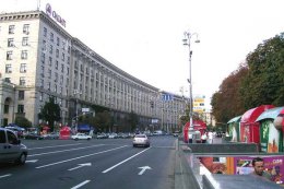На всех прилегающих к Майдану улицах, кроме Институтской, восстановлено движение