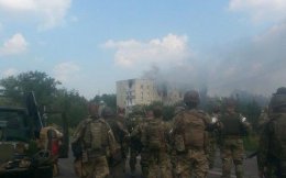 Ночь в Донецке прошла напряженно. Звуки взрывов слышали жители всех районов города