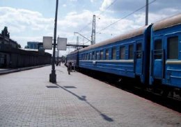 Донецкая железная дорога впервые в своей истории перешла на "трехдневку"