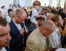 Яценюк считает, что на церковь возложена особая миссия