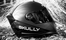 Разработан первый в мире умный мотоциклетный шлем (ВИДЕО)