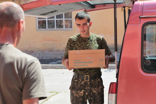 Бойцы, раненные в зоне АТО, продолжают получать помощь в виде необходимых лекарств (ФОТО)