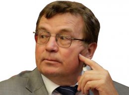 Крымский министр-оккупант: “Мы пока еще, как сиамские близнецы, связаны с континентальной Украиной”