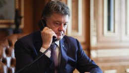 Порошенко увидел на Донбассе активизацию поставок тяжелой военной техники